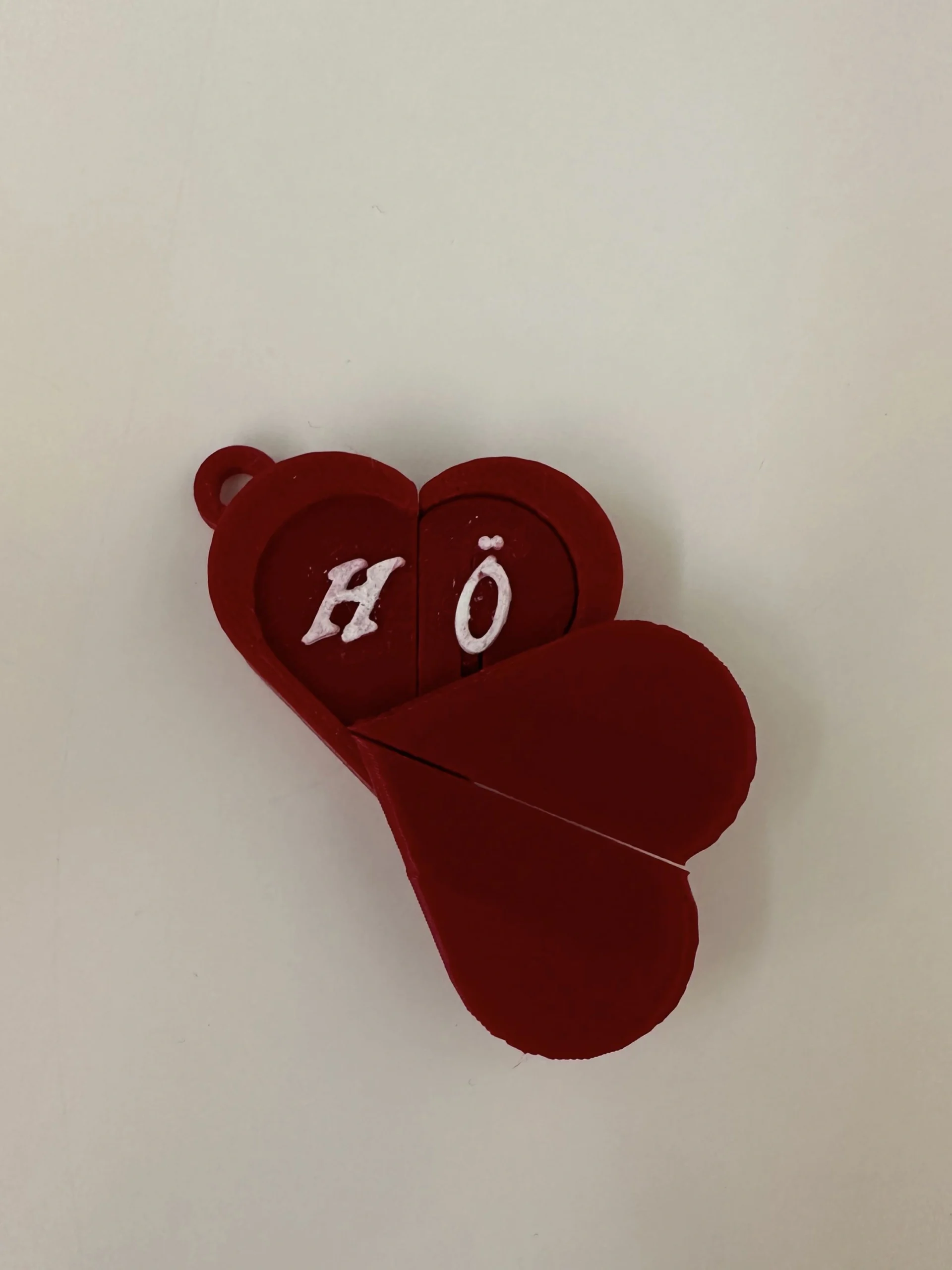 3d baskı harfli kalp.